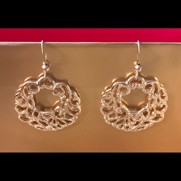 Silver Round Pattern Earrings w/Gift Bag - Picture 2 of 7